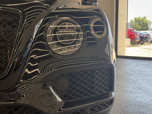 Used 2020 Bentley Bentayga Speed AWD/4WD image 6