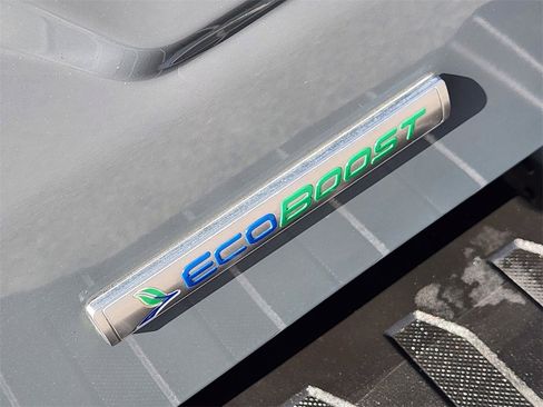 Used 2019 Ford F150 XLT w/ Equipment Group 302A Luxury image 13