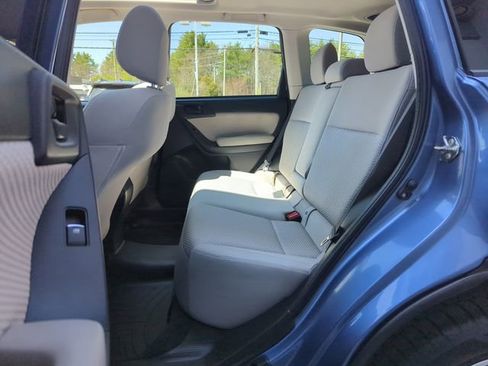 Used 2018 Subaru Forester 2.5i Premium w/ All-Weather Package AWD/4WD image 28