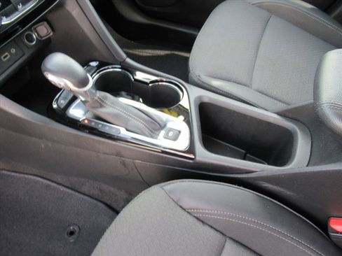 Used 2023 Buick Encore GX Select image 16