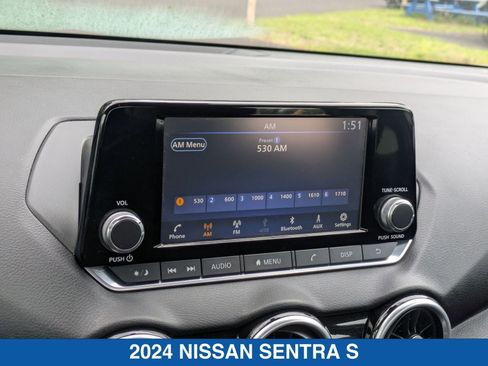 Used 2024 Nissan Sentra S image 23