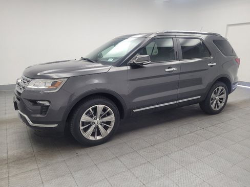 Used 2018 Ford Explorer Limited AWD/4WD image 2