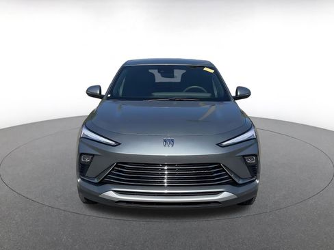 Used 2025 Buick Envista Preferred image 3