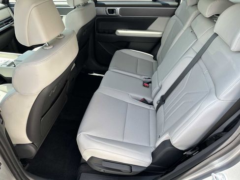 New 2026 Hyundai Santa Fe SEL FWD image 21