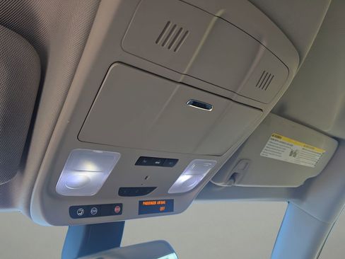 Used 2020 Buick Envision Preferred image 22