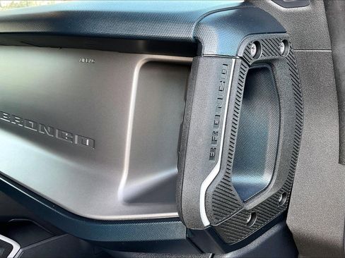 Used 2022 Ford Bronco Outer Banks AWD/4WD image 35