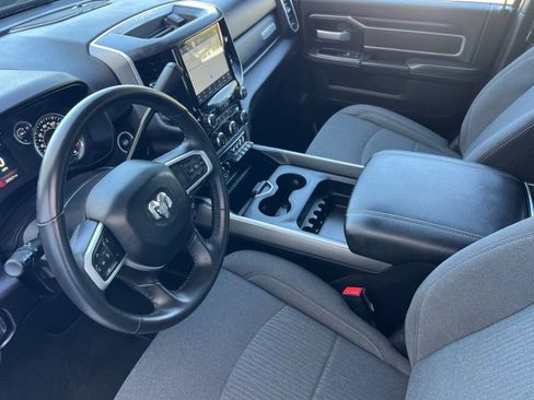 Used 2024 RAM 2500 Big Horn w/ Sport Appearance Package AWD/4WD image 7