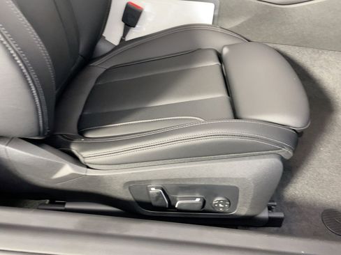 New 2026 BMW 230i xDrive Coupe w/ Convenience Package image 33