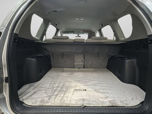 Used 2010 Toyota RAV4 2WD image 18