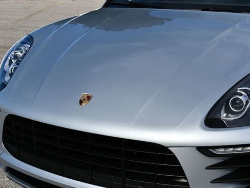 Used 2018 Porsche Macan image 35