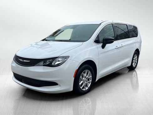 New 2026 Chrysler Voyager LX FWD image 2