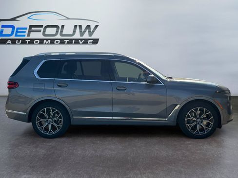 Used 2024 BMW X7 xDrive40i AWD/4WD image 2
