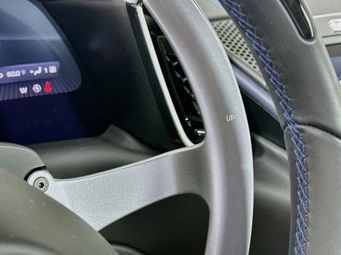 Used 2025 Ferrari Roma Spider RWD image 22