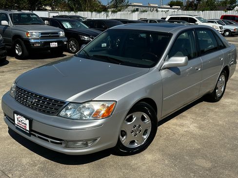 Used 2003 Toyota Avalon XLS image 8