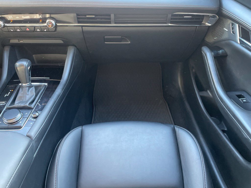 Used 2019 MAZDA MAZDA3 Sedan w/ Preferred Package FWD image 23