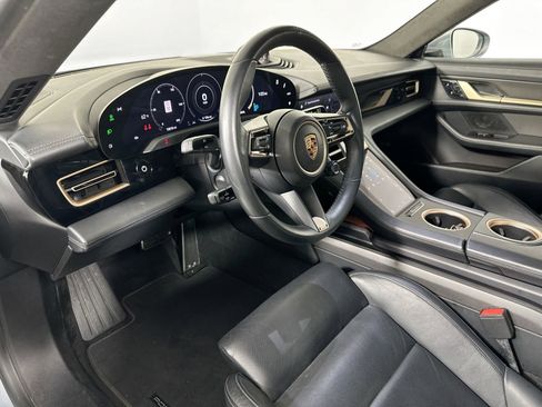 Certified 2020 Porsche Taycan Turbo S image 4