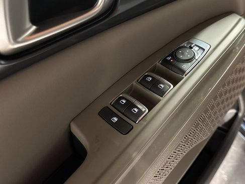 New 2026 Kia Carnival FWD image 26