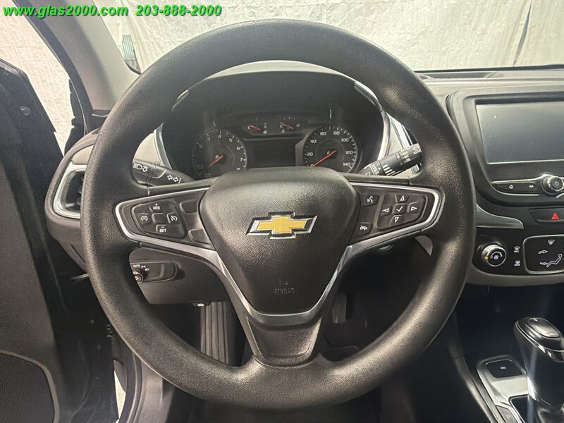 Used 2018 Chevrolet Equinox LS AWD/4WD image 4