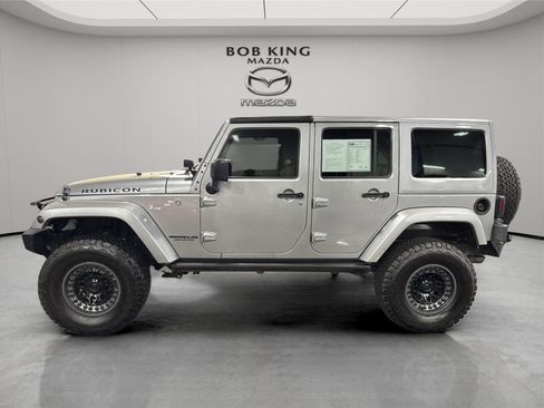 Used 2017 Jeep Wrangler Unlimited Rubicon w/ Connectivity Group image 2