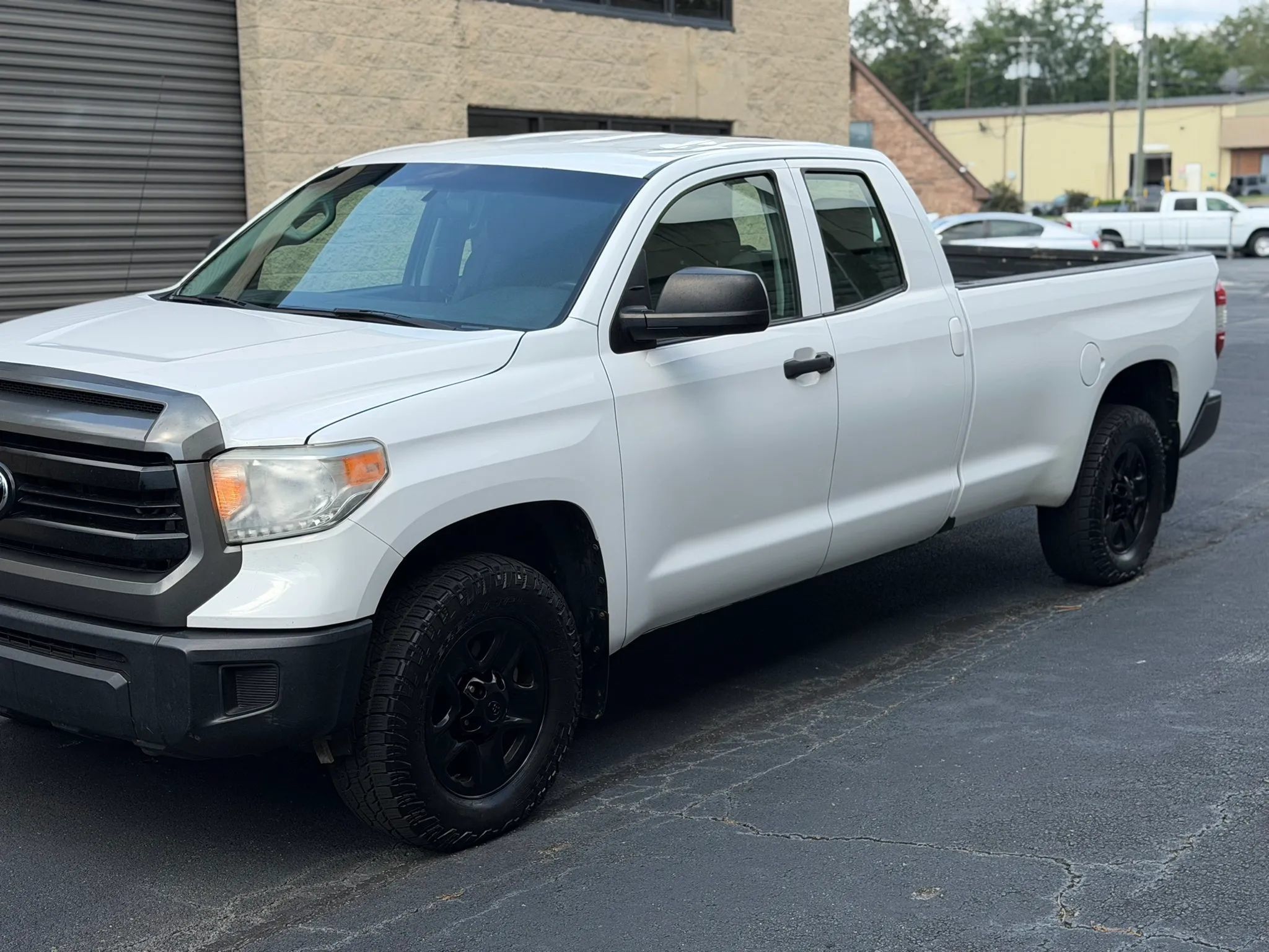 Used 2017 Toyota Tundra SR AWD/4WD image 35