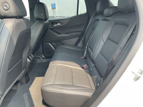Used 2026 Chevrolet Equinox LT w/ Convenience Package II AWD/4WD image 23