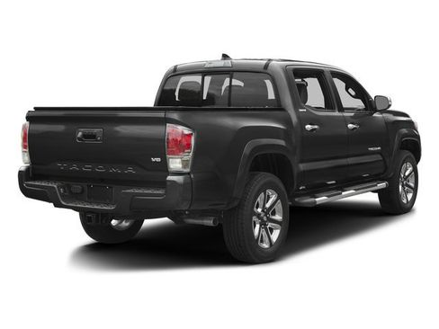 Used 2016 Toyota Tacoma Limited w/ Towing Package AWD/4WD image 2