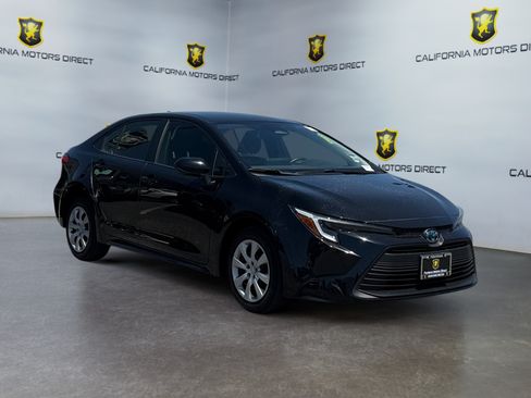 Used 2024 Toyota Corolla LE FWD image 7