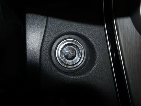 Used 2020 Mercedes-Benz C 300 C 300 image 16