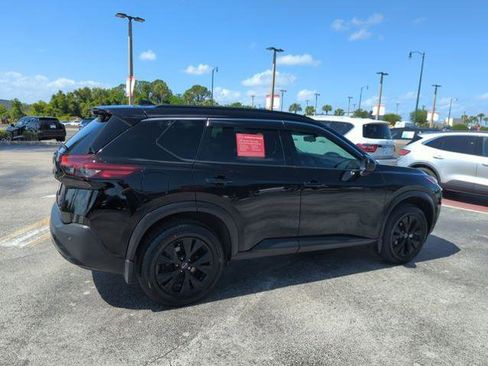 Certified 2023 Nissan Rogue SV w/ SV Premium B Package image 5