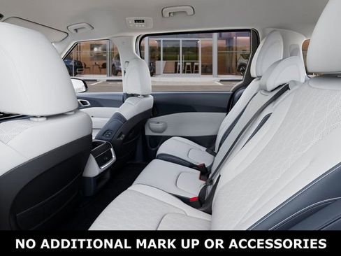 New 2026 Kia Carnival EX image 18