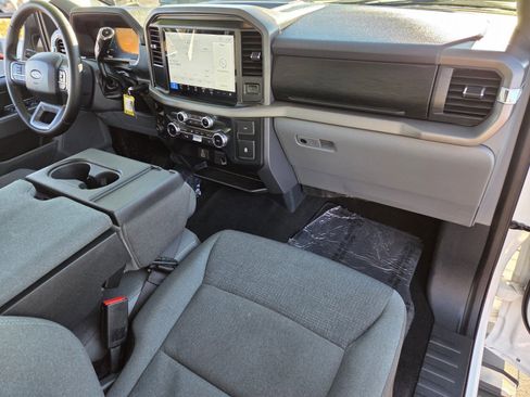 Certified 2025 Ford F150 XLT w/ Equipment Group 301A Standard image 15
