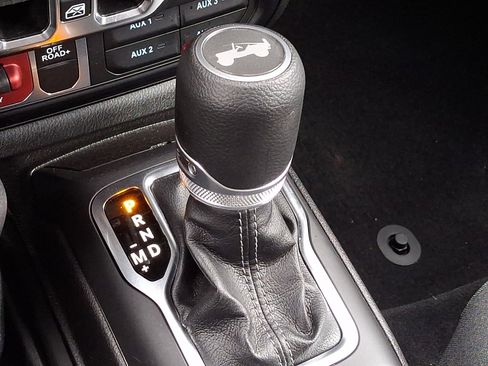 Used 2025 Jeep Wrangler Unlimited Sport S 4xe AWD/4WD image 14