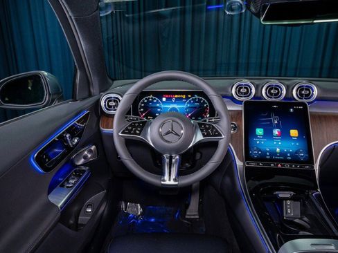 New 2026 Mercedes-Benz GLC 300 4MATIC image 14