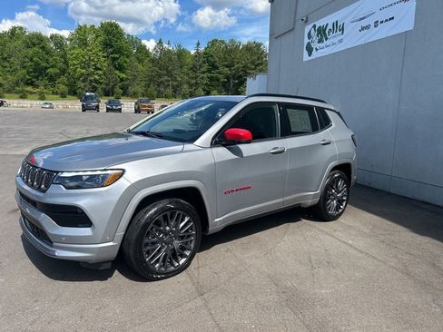 Used 2023 Jeep Compass Limited w/ Elite Group for (Red) Edition AWD/4WD image 2