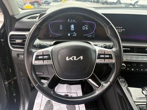 Used 2024 Kia Telluride S w/ S Sunroof Package FWD image 15