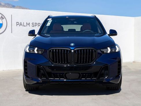 New 2026 BMW X5 xDrive50e image 4