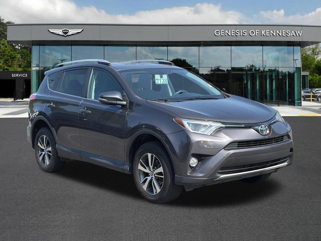 Used 2016 Toyota RAV4 XLE AWD/4WD image 1