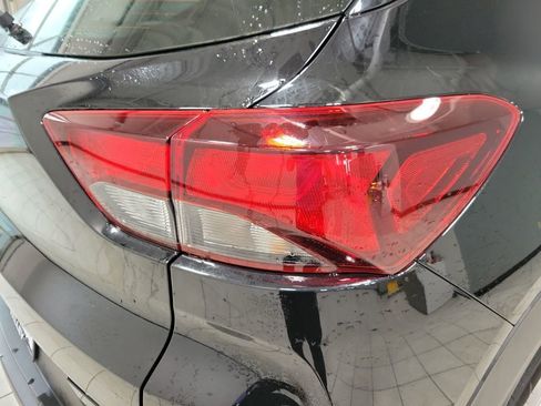 Used 2024 Chevrolet TrailBlazer LS image 13