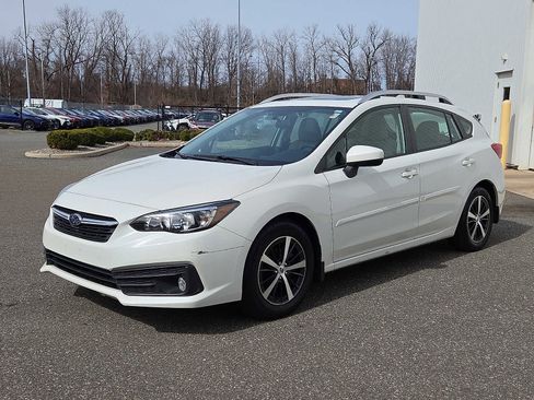 Used 2023 Subaru Impreza Premium image 3