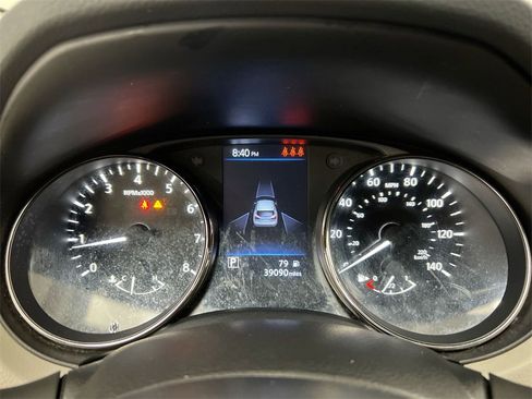 Used 2021 Nissan Rogue Sport SV image 12