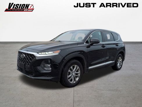 Used 2020 Hyundai Santa Fe SE image 1