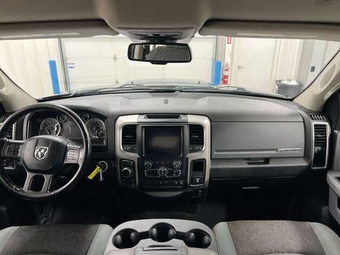 Used 2019 RAM 1500 Big Horn AWD/4WD image 10