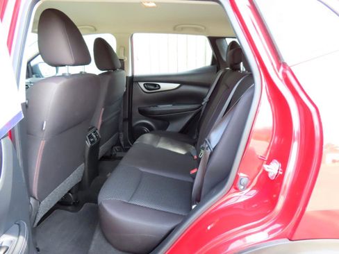 Used 2017 Nissan Rogue Sport S w/ S Appearance Package image 17