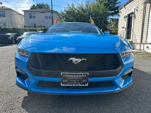 Used 2024 Ford Mustang Premium RWD image 5