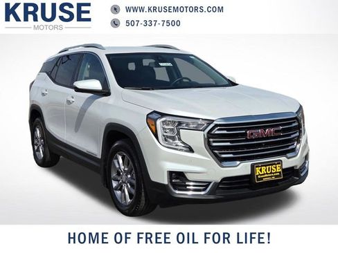 Used 2022 GMC Terrain SLT w/ Tech Package AWD/4WD image 1