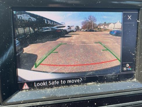 Used 2015 Volkswagen GTI SE w/ Lighting Package (SEL) image 11