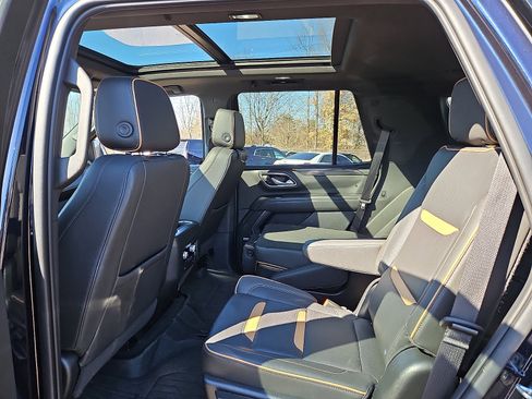 Used 2022 GMC Yukon AT4 image 10