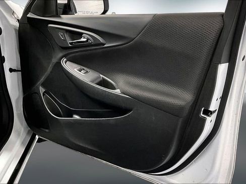Used 2023 Chevrolet Malibu LT image 25