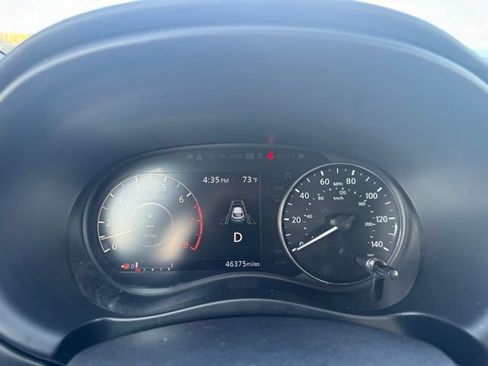 Used 2024 Nissan Kicks SR image 18