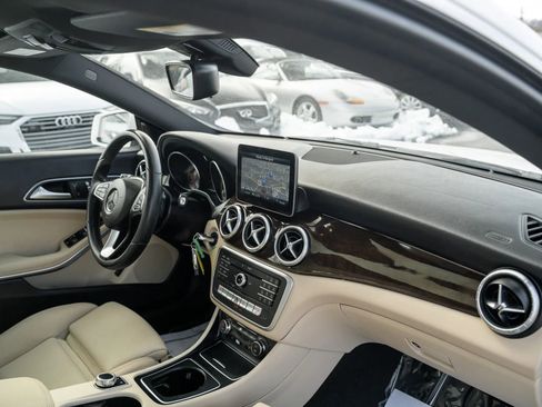 Used 2018 Mercedes-Benz CLA 250 4MATIC image 12